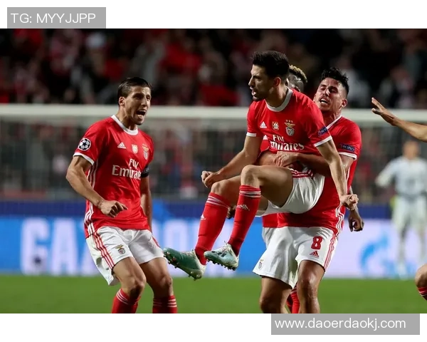 中超精彩对决本菲卡逆转里昂神扑瞬间点燃全场激情